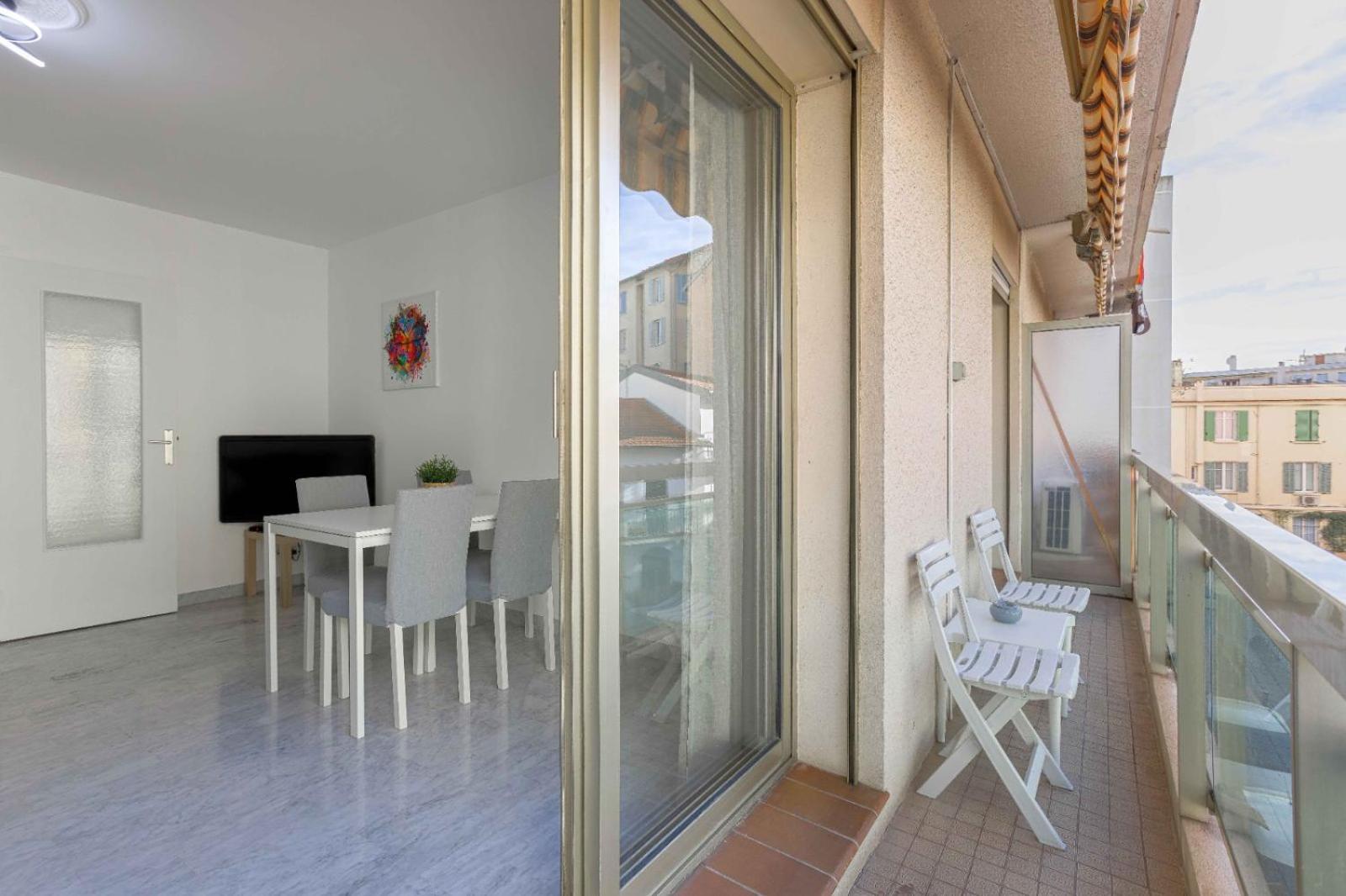 Paradis De Nissa - Central, Balcon, Clim, 15mn Palais&plage Appartement Cannes