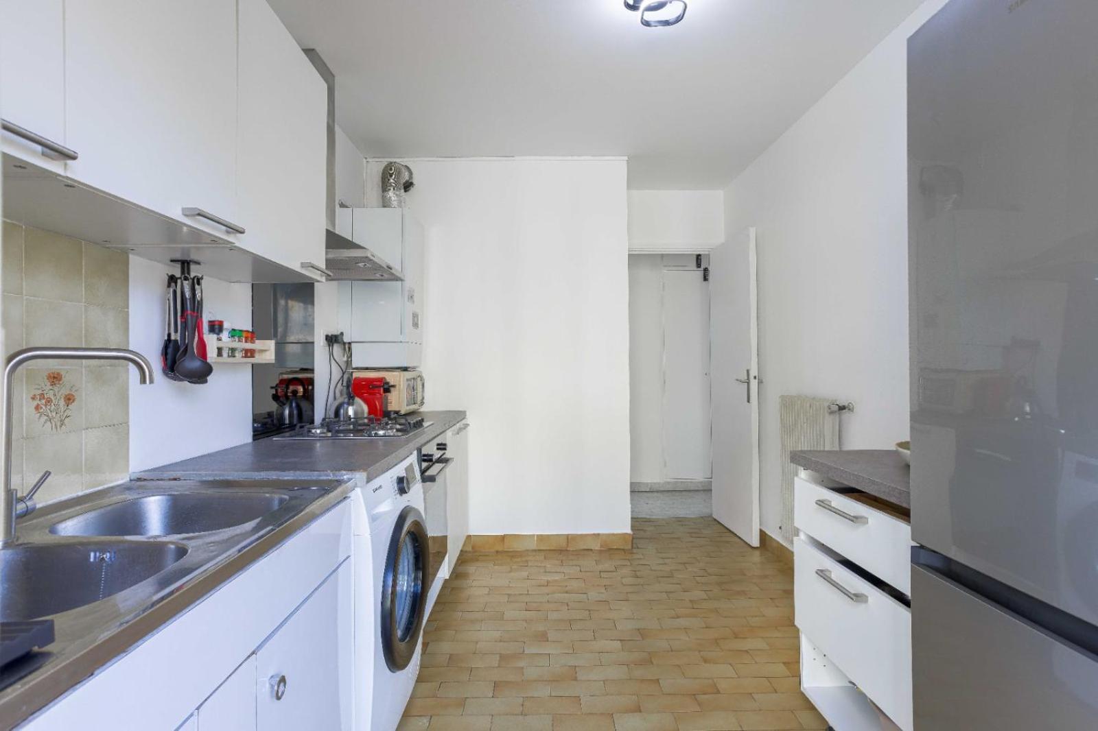 Appartement Paradis De Nissa - Central, Balcon, Clim, 15mn Palais&plage